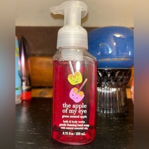 Bath and Body Works Green Caramel Apple Foaming Hand Soap